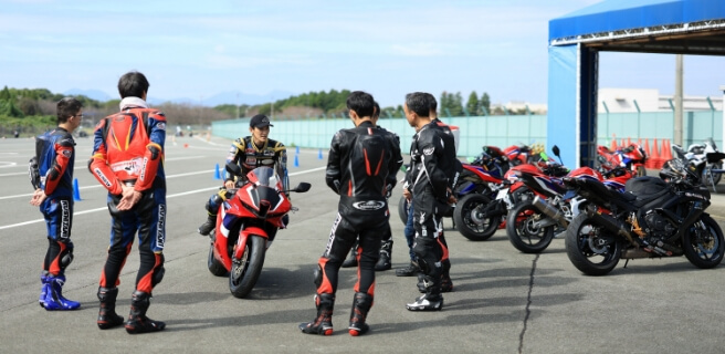ミナキ校長のエンジョイライディングスクール