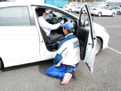 運転姿勢の写真